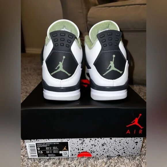 Jordan 4 (Seafoam) Size 9W-7.5M - Picture 9 of 9
